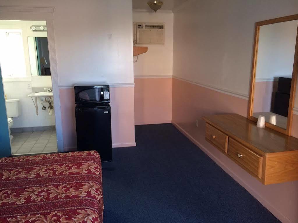 Hamlet Motel Newman Екстериор снимка